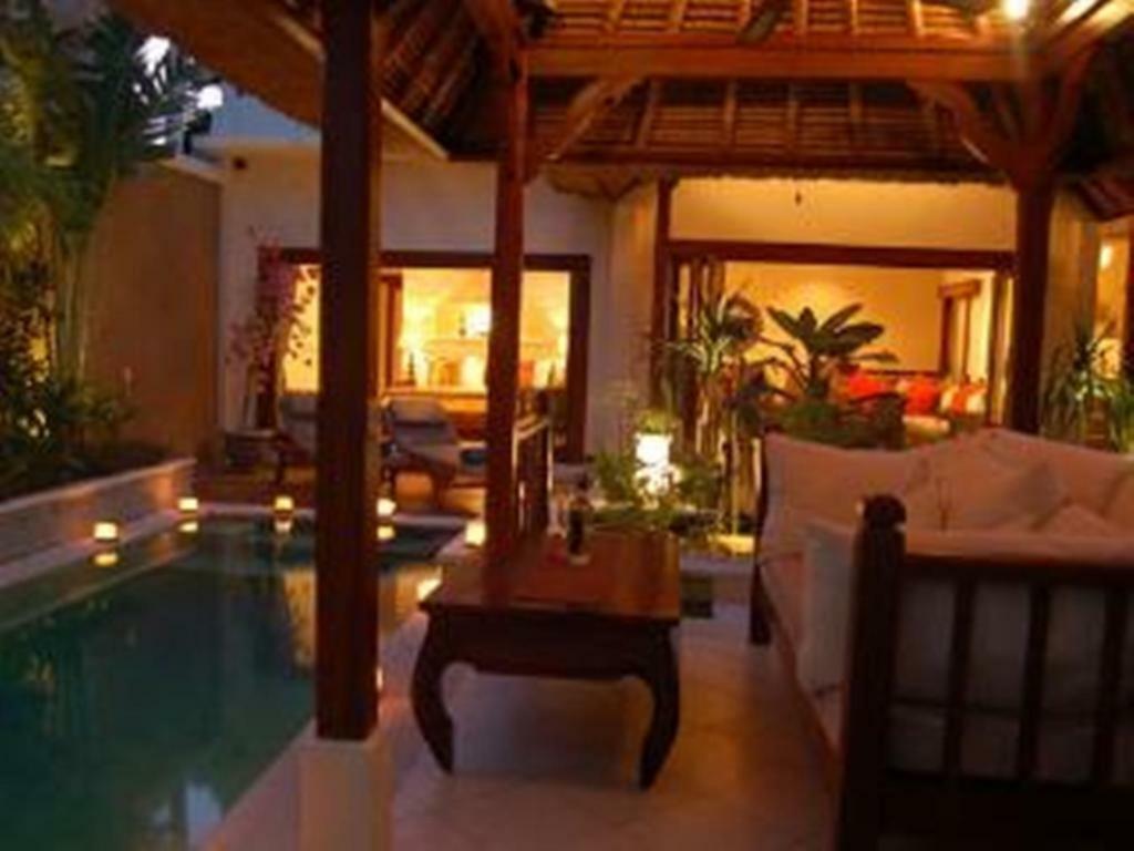 Villa Heliconia Seminyak Exterior foto